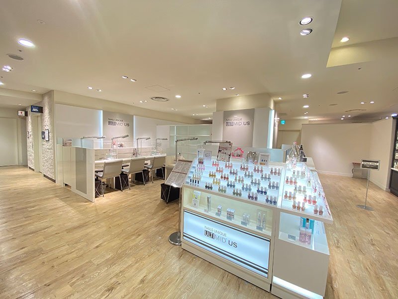 NAILS UNIQUE ULTIMID 阪神梅田本店