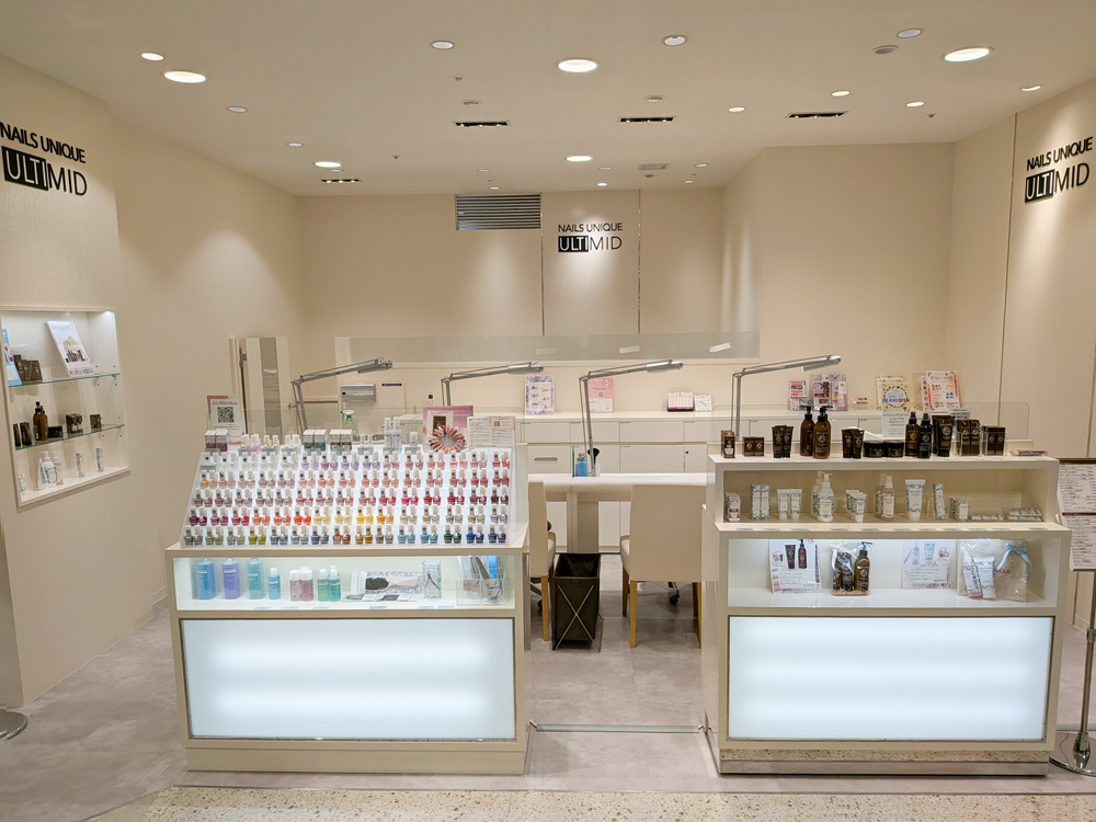 NAILS UNIQUE ULTIMID 川西阪急スクエア店