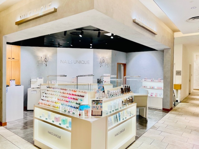 NAILS UNIQUE 大丸心斎橋店
